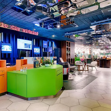 Ibis Styles Warszawa Centrum-2