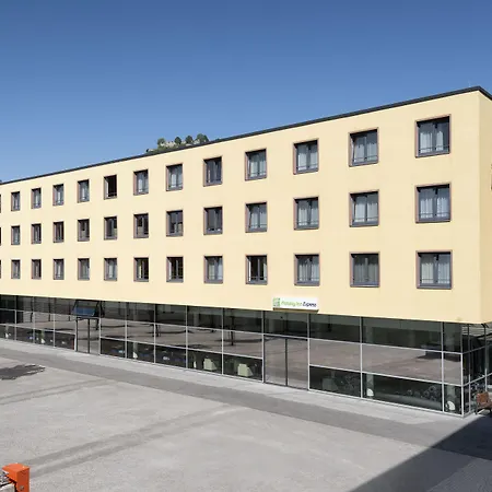 Holiday Inn Express Singen By Ihg-3