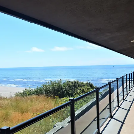 Beachfront Manor Hotel-3