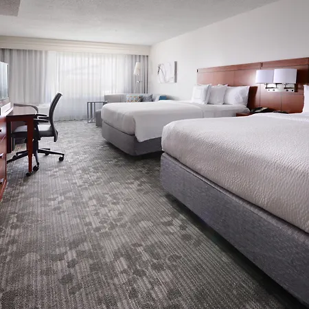 Courtyard Marriott Houston Pearland-2