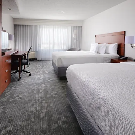 Courtyard Marriott Houston Pearland-3