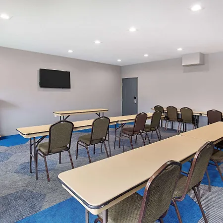 Microtel Inn & Suites By Wyndham Manchester - Newly Renovated-2