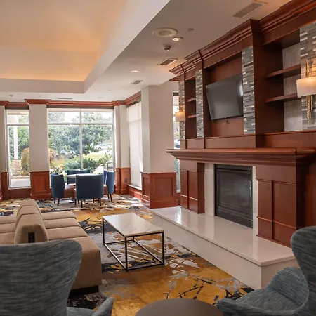 Hilton Garden Inn Erie-3