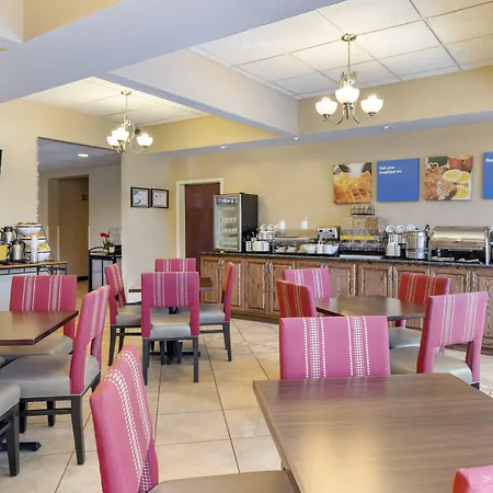Comfort Inn & Suites Lumberton Central I-95-2