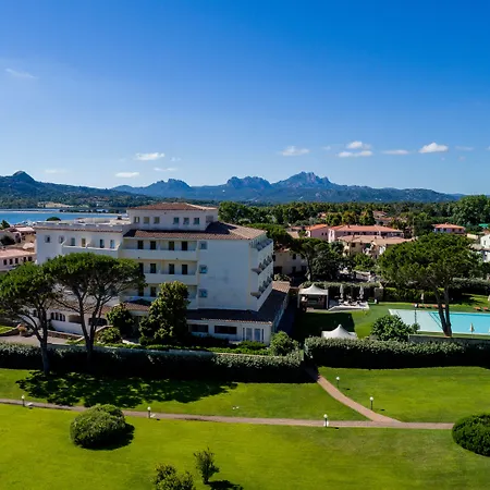 AHR Baja Hotel&Spa Cannigione-3