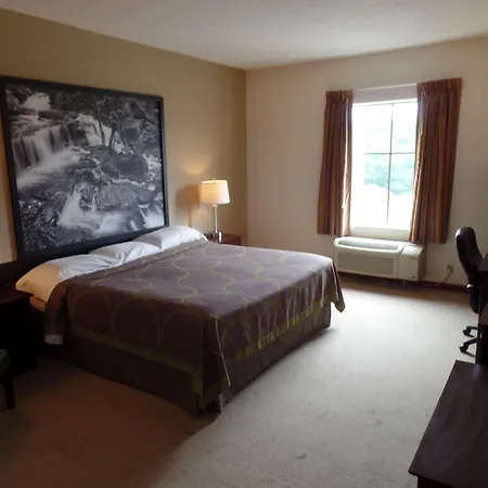 Super 8 By Wyndham Beaver Falls-2