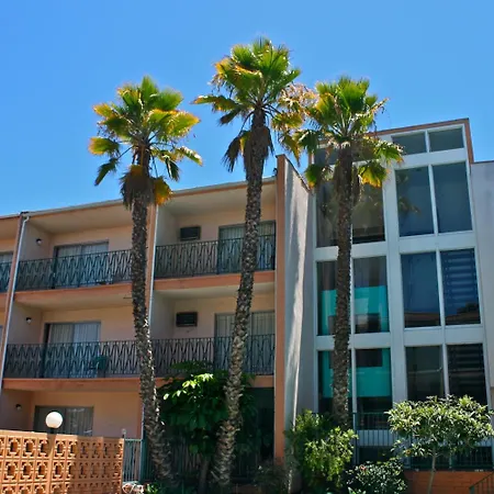 Royal Century Hotel At Lax-2