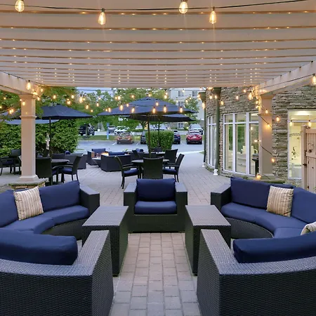 Hilton Garden Inn Melville-3