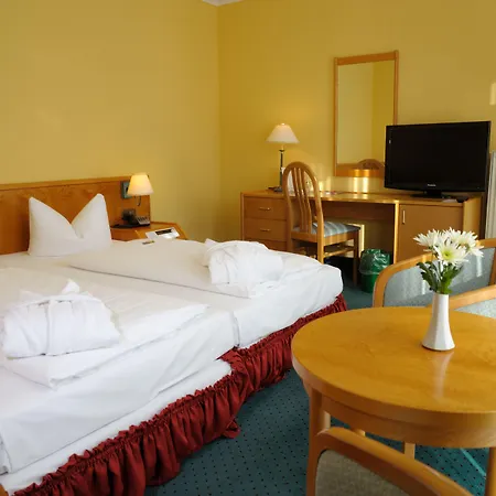 Park Hotel Fasanerie Neustrelitz-3