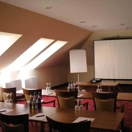 Waldhotel Nachtigall-3
