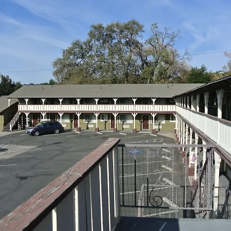 Vino Inn & Suites-2