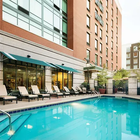 Hampton Inn & Suites Little Rock-Downtown-3