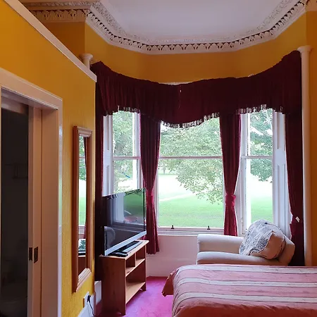 Mackenzie Guest house-2