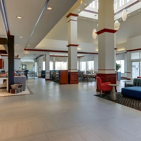 Hilton Garden Inn Indianapolis Airport-2