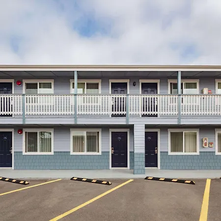 Travelodge By Wyndham Newport-2