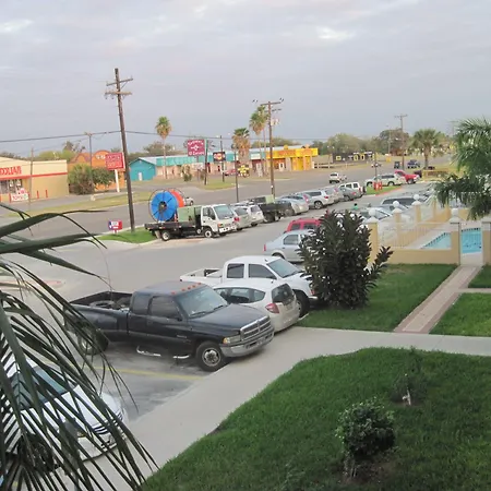 Texas Inn - Welasco/Mercedes-2