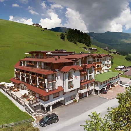 Hotel Tirolerhof 4 Sterne Superior-2