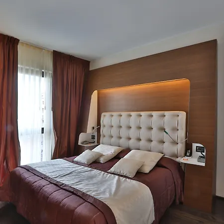 Palace Hotel Moderno-3