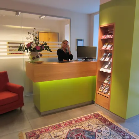 Hotel Plainbruecke | Self Check-In-2
