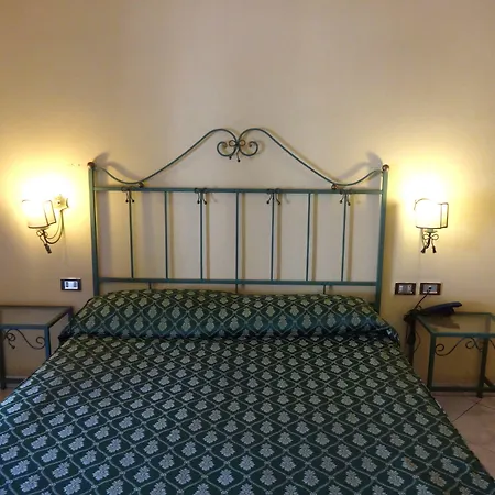 Hotel Centrale Europa-2