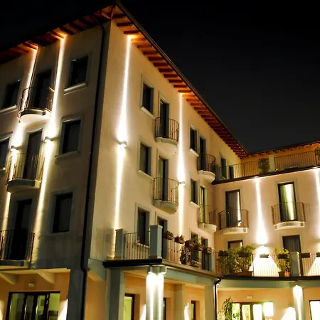 International Hotel-2