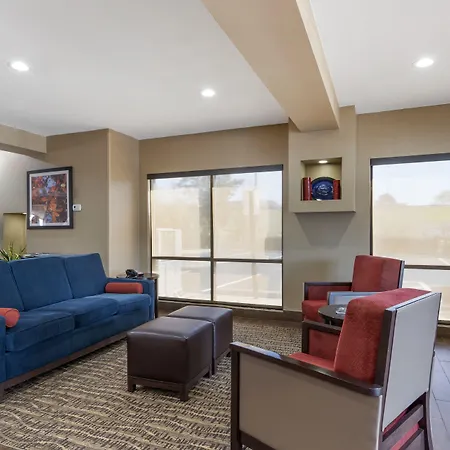 Comfort Suites Locust Grove Atlanta South-2