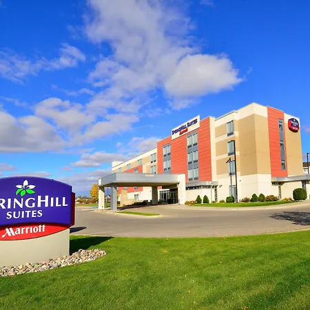 Springhill Suites By Marriott Grand Forks-2