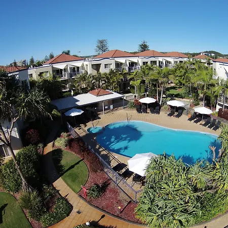 Golden Riviera Absolute Beachfront Resort-3