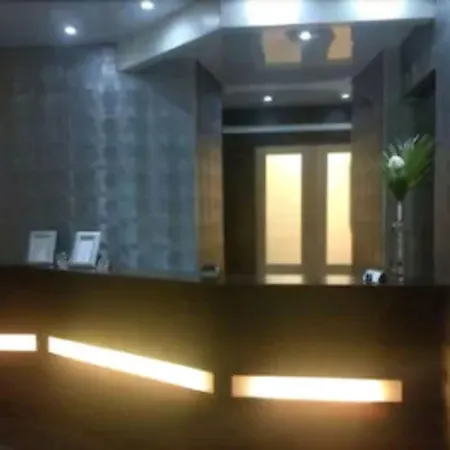Hotel The Originals du Grand Monarque Nantes Gare-3