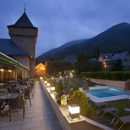 Parador de Artíes-3
