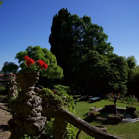 Villa Scacciapensieri Boutique Hotel-3