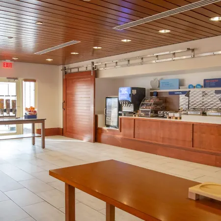 Holiday Inn Express Columbus Airport Easton-2