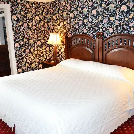 Stafford'S Bay View Inn-3
