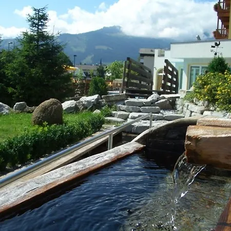 Superior Sport und Familienresort Alpenblick-3