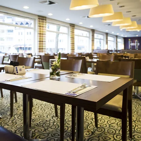 Holiday Inn Express Gütersloh, an IHG Hotel-3