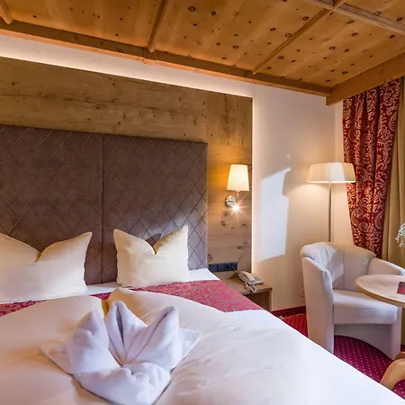 Alpenherz Hotel Garni-2