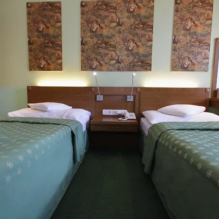 Hotel Max Inn-3