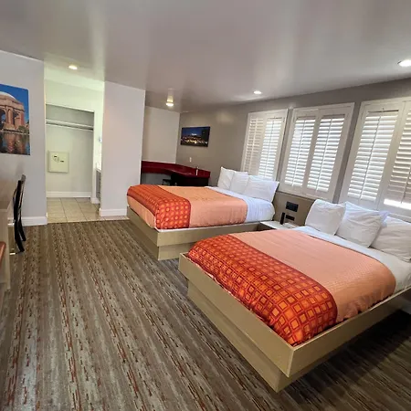 Presidio Parkway Inn-3