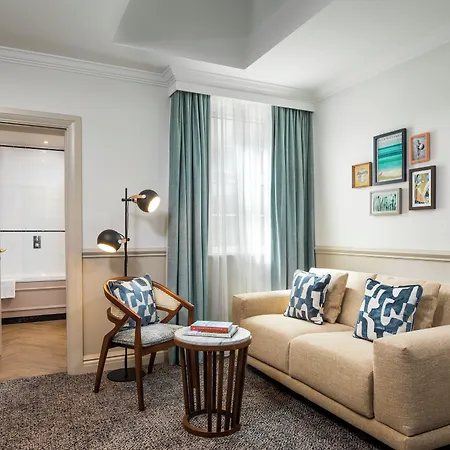 The White Horses By Everly Hotels Collection-2