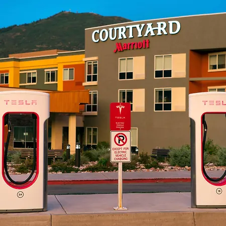 Courtyard By Marriott Glenwood Springs-3