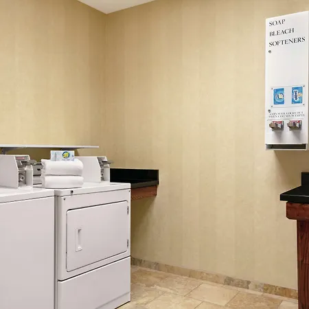 Hampton Inn & Suites Enid-3