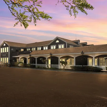 Nantucket Inn-3