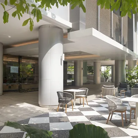 Parkroyal Suites Bangkok-2
