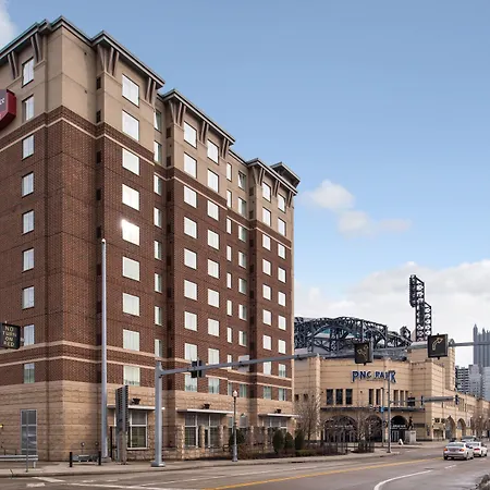 Residence Inn Pittsburgh North Shore-3