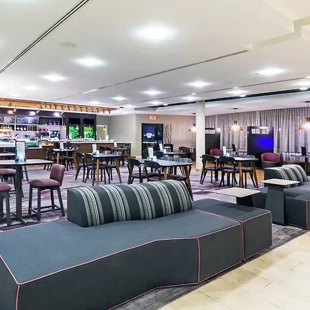 Courtyard By Marriott Tulsa Woodland Hills-3