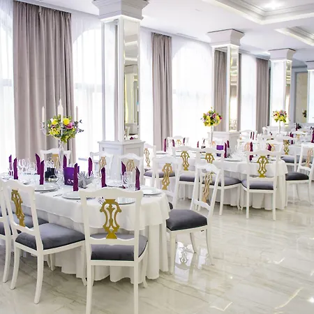 Royal Class Hotel-2