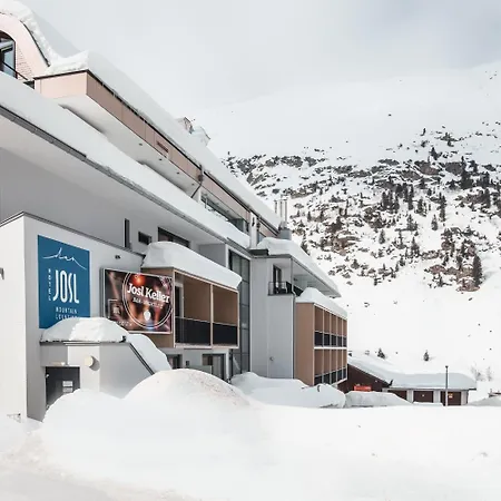 Josl Mountain Lounging Hotel - Adults Only!-2