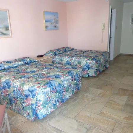 Quarterdeck Motel-2