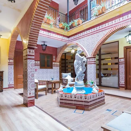 Hotel Esmeralda-2