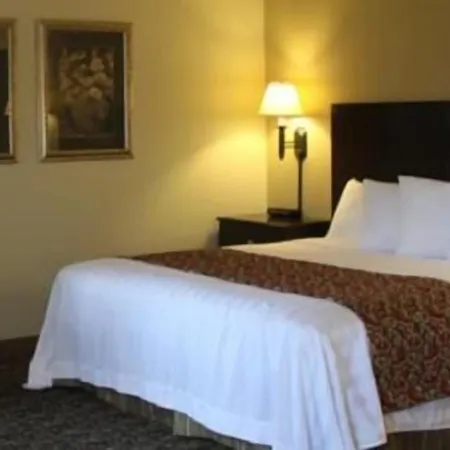 Valley Inn Sanford Medical Center-2